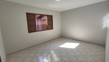 C3825 20.jpg